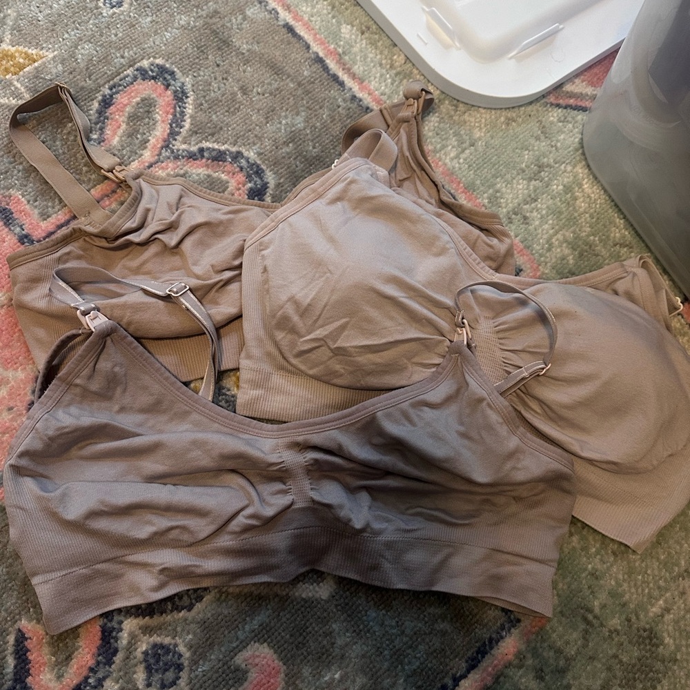 Nursing/pumping bras
